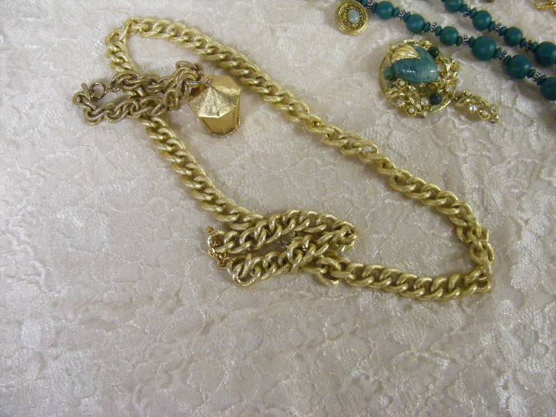 Costume Jewelry - Much Vintage, Earrings Clip and Pierced