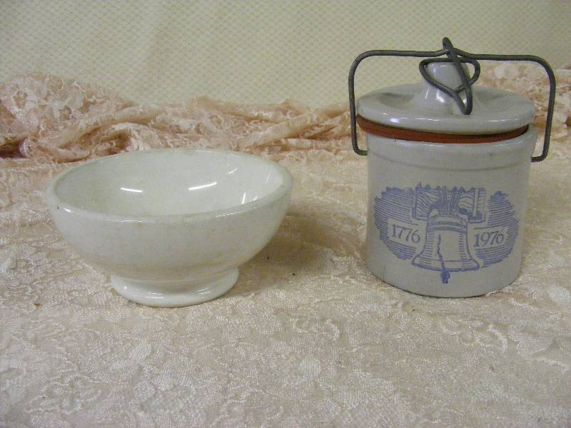 Vintage Smaller Bowl, Bicentennial Crock