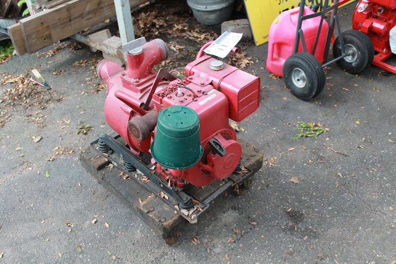 lot 11 image: Red Pump wBriggs & Stratton Small Engine Model 1704322321 Tested & Operational.