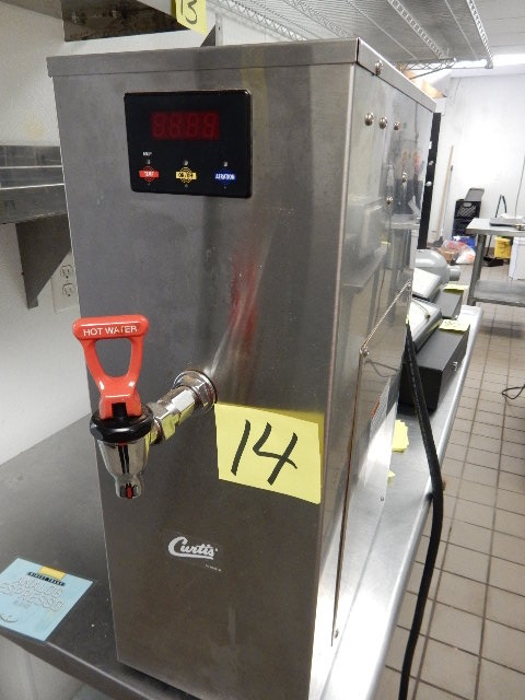 lot 14 image: Curtis Model  WB5GT63001.. Hot water Heater.  220V..