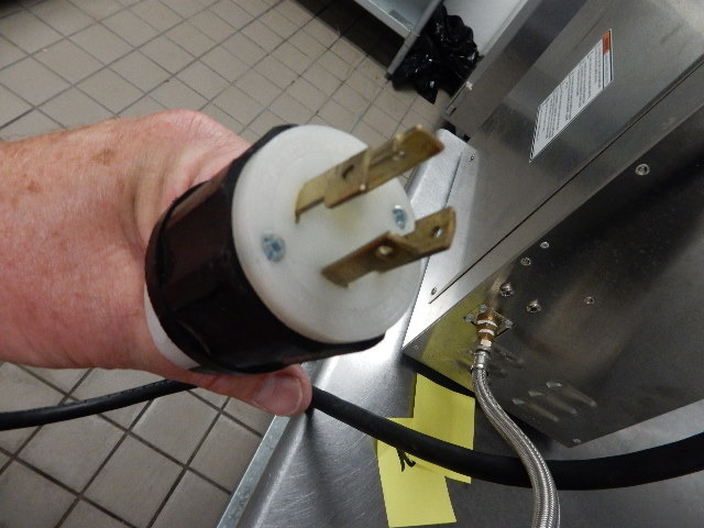 lot 15 image: Curtis Model  WB5GT63001.. Hot water Heater.  220V..