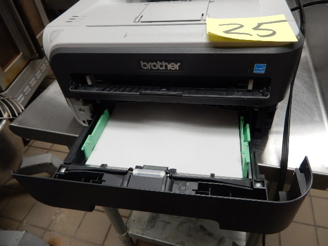 lot 25 image: BROTHER HL 2140 Laser Printer