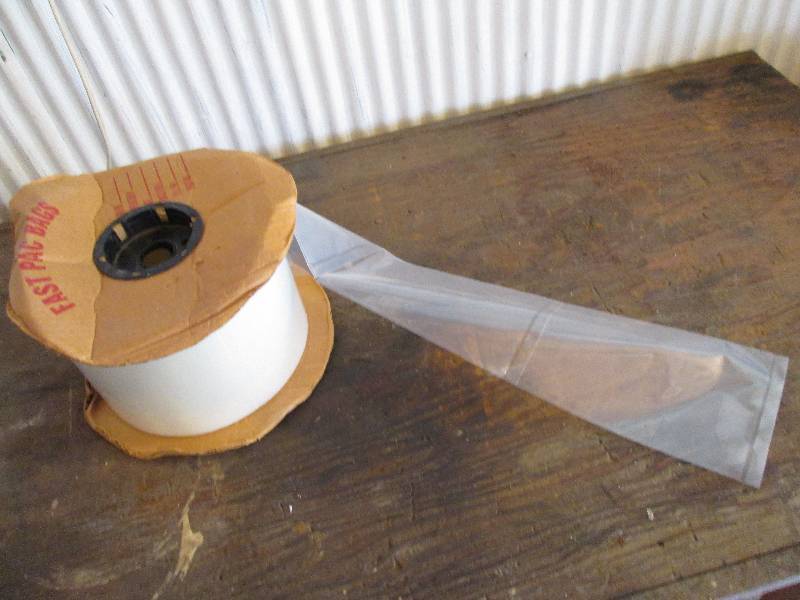 Roll of plastic bags great for jewe...