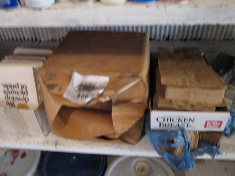 Large lot of assorted size paper ba...