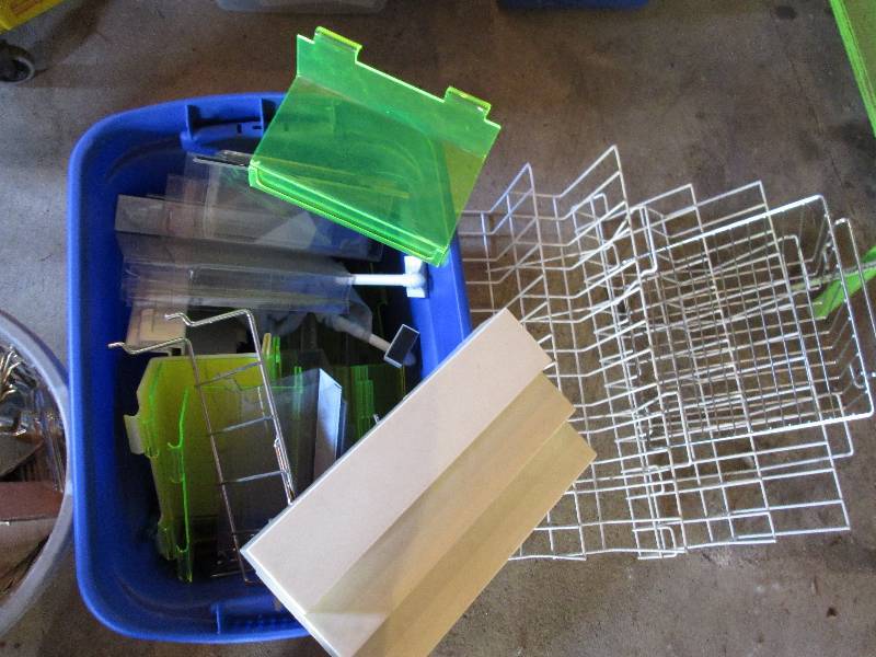 Lot of store display pieces, for sl...