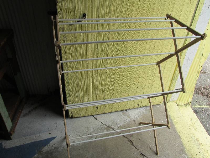 Folding wood hanger rack...