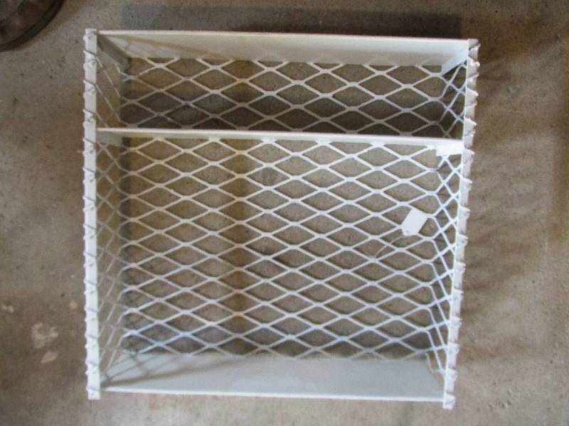 Metal wall hanging shelf, 16 x 18...