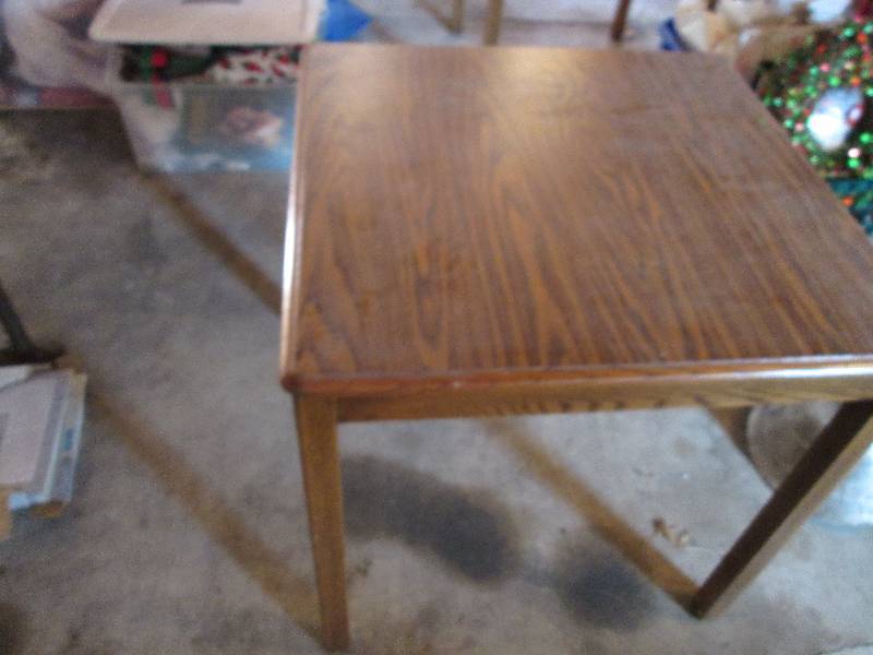 Square top table, ...