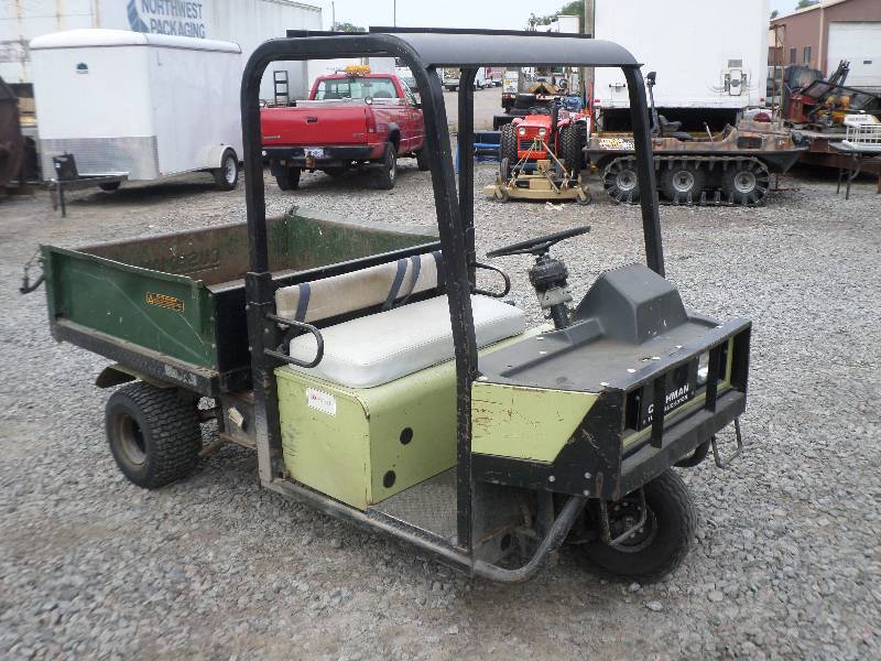 lot 1 image: Cushman Turf-Truckster CommercialI...