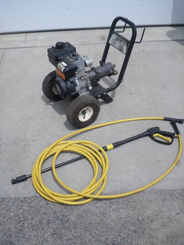 lot 7 image: North Star Gas-Powered Pressure Was...