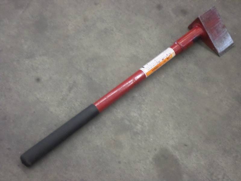 lot 34 image: 12# Splitting Maul ...