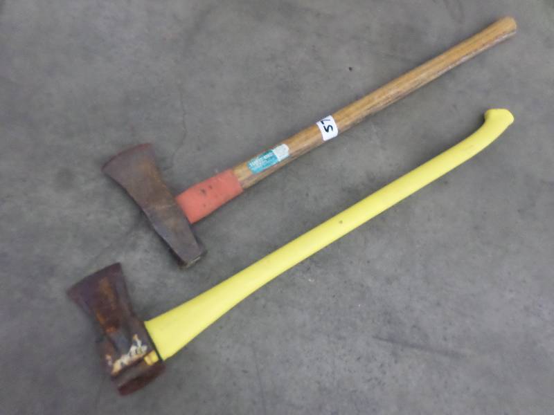 lot 57 image: Lot Of (2) Splitting Mauls ...