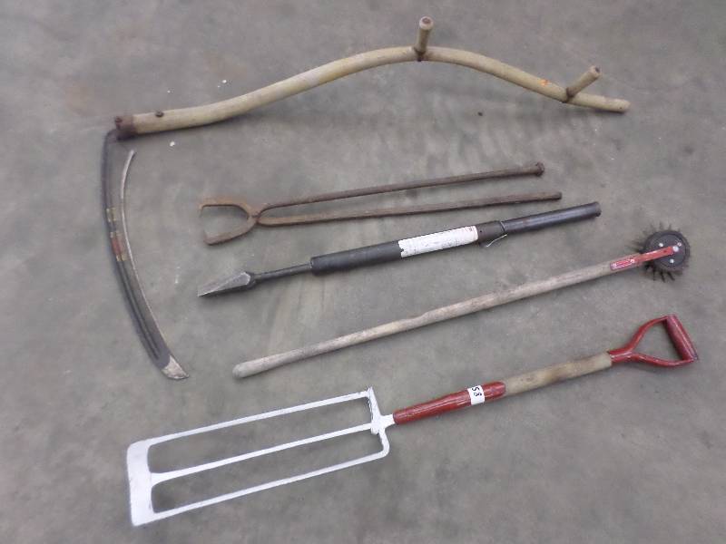 lot 58 image: 5-Piece Lot Of Hand Tools ...