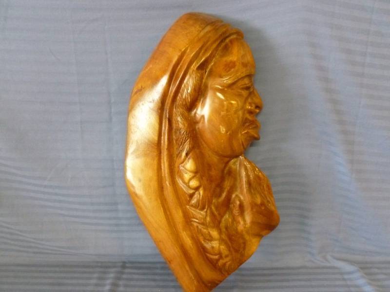 lot 17 image: Hand Carved Wooden Wall Decoration