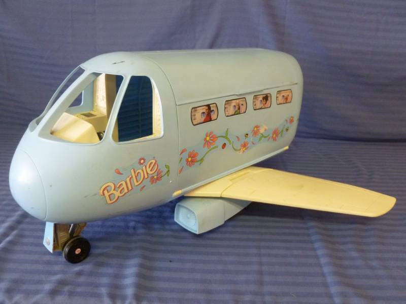lot 18 image: Barbie Airplane