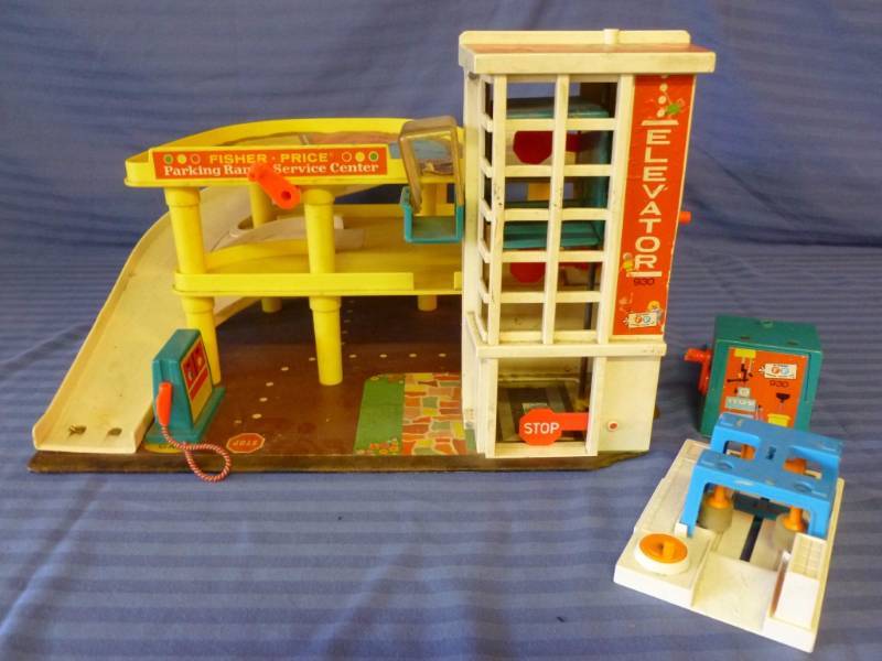 lot 19 image: Vintage Fisher Price