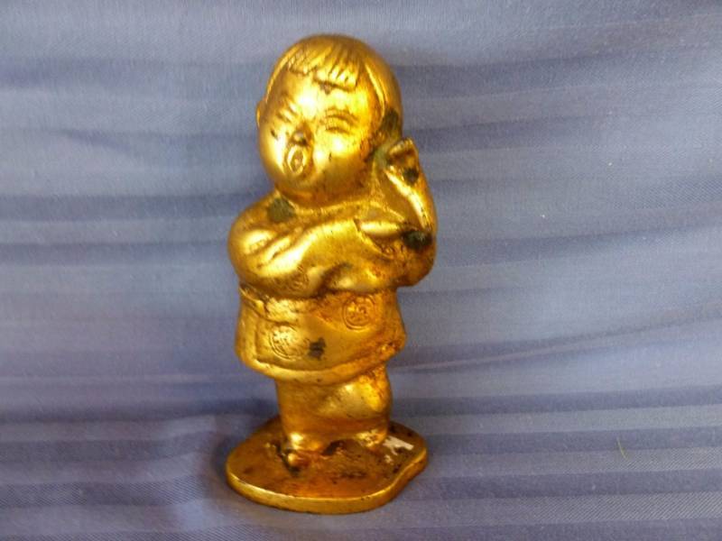 lot 29 image: Cast Iron Figurine