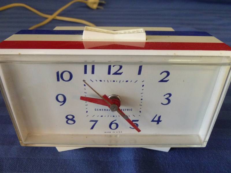 lot 42 image: Vintage Alarm Clock