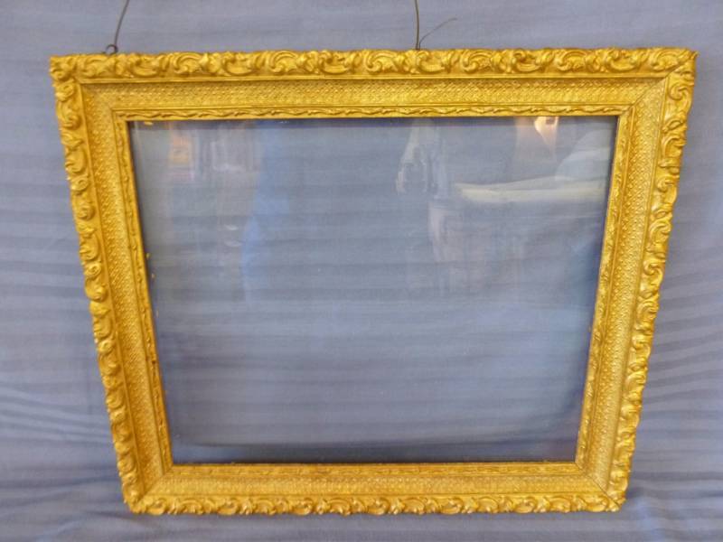 lot 50 image: Antique Picture Frame