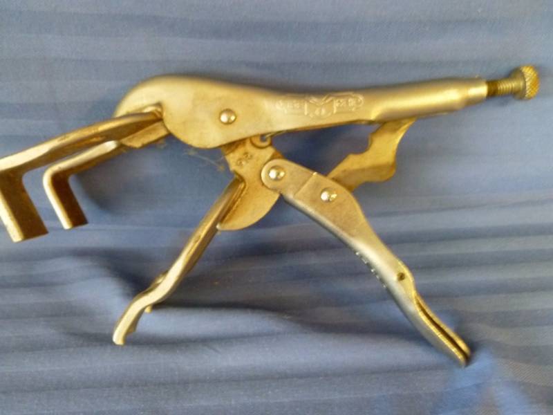 lot 62 image: Vise Grip