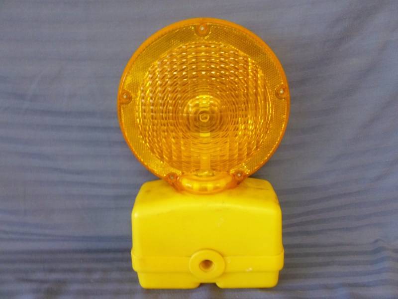 lot 65 image: Construction Light