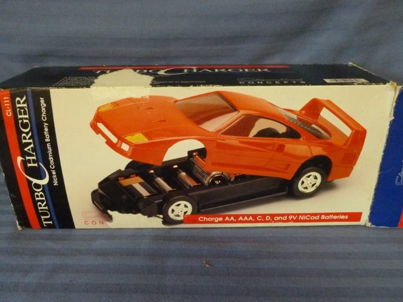 lot 84 image: Race Car Themed Small Battery Charger