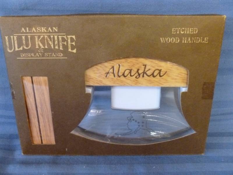 lot 86 image: Alaskan Ulu Knife