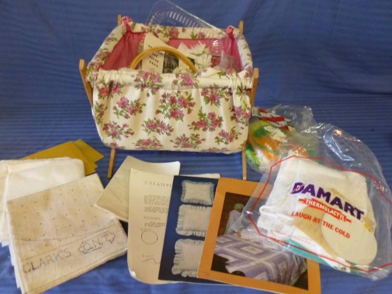 lot 93 image: Vintage Sewing Basket