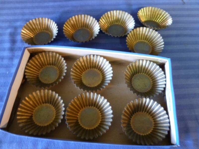 lot 118 image: Vintage Candy Molds