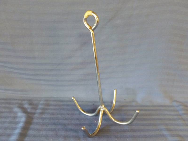 lot 149 image: Garage Organizer Hook