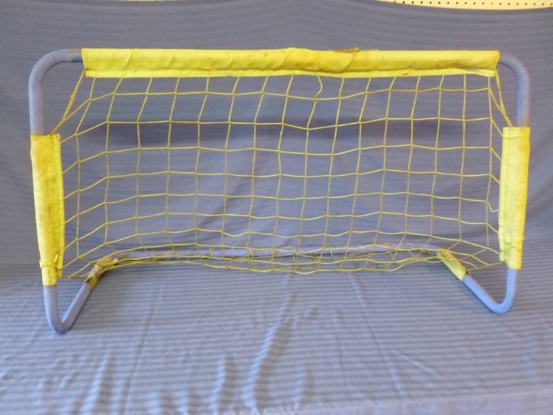 lot 158 image: Sports Backstop Net