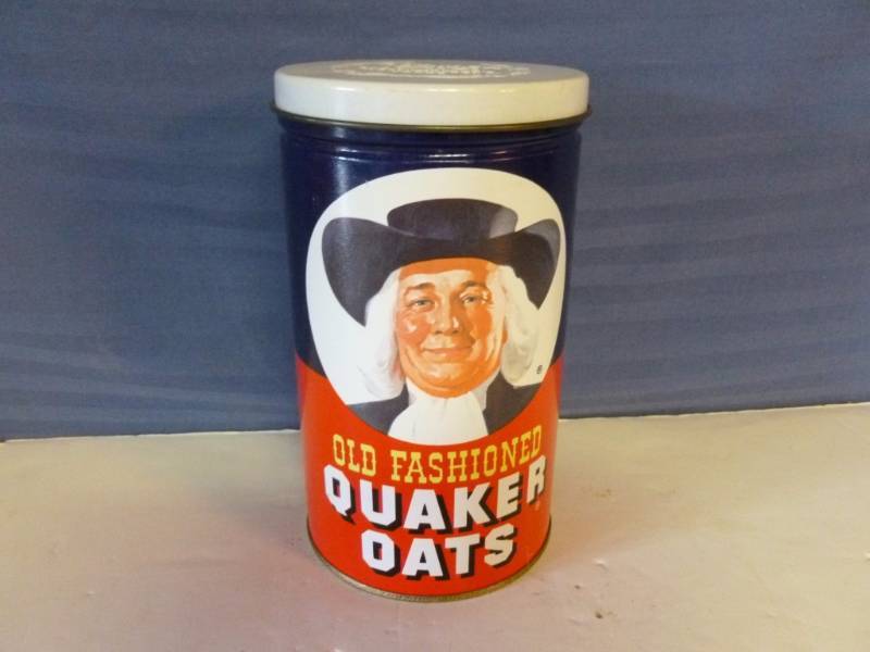 lot 169 image: Metal Quaker Oats Container
