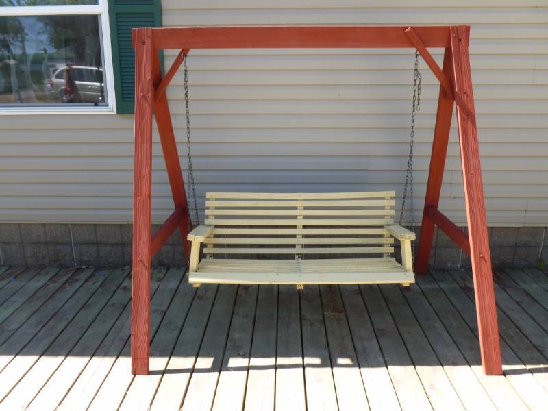 Wooden Yard Swing