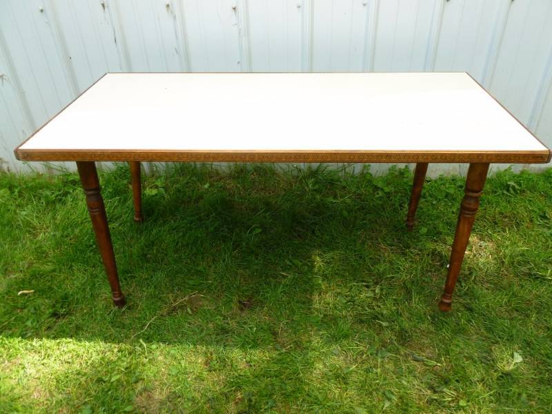 Kids Table