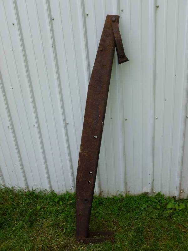 Antique Iron Horse Evener