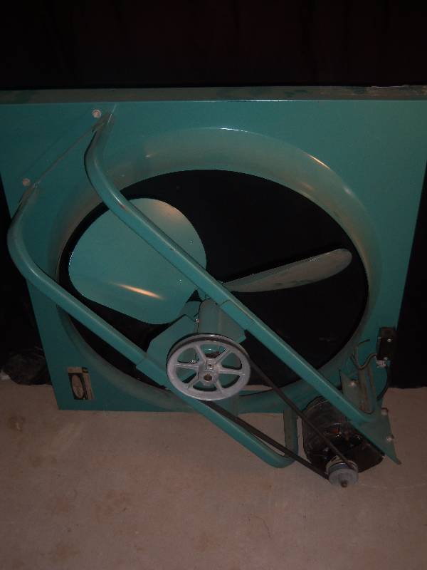 32 Exhaust Fan NEVER USED
