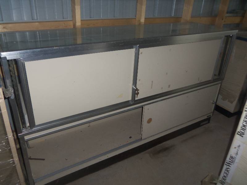 6 Foot Jewelers Display Case