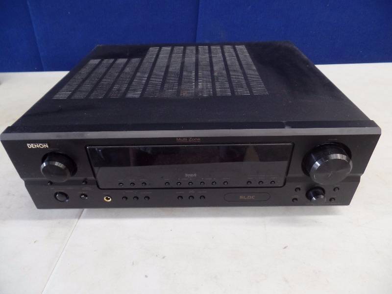 lot 11 image: Denon AMFM Stereo Reciever
