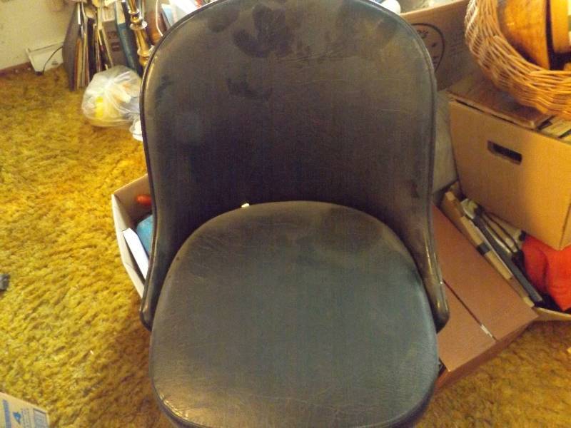 Black Barstool with Silver Stand