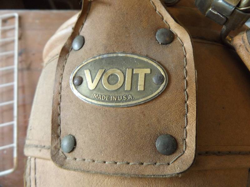 Voit Golf bag and woods
