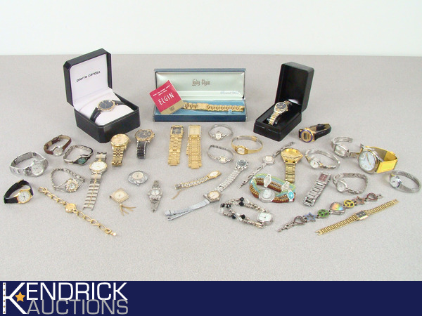 lot 55 image: Large Lot of Collectible MensWomens Watches