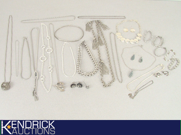lot 59 image: Large Lot of Vintage Silver Toned Costume Jewelry