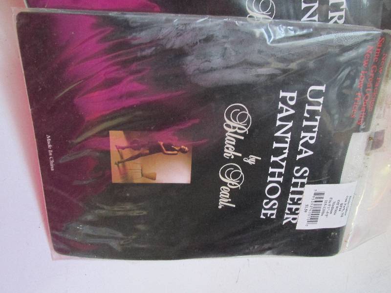 lot 116-COPY image: ultra sheer panty hose 12 new in pa...