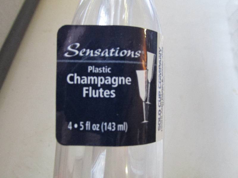 lot 132-COPY image: 5 plastic champagne flutes new...