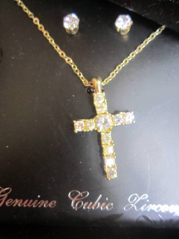 lot 192-COPY image: Kmart genuine cubic lirconia cross ...