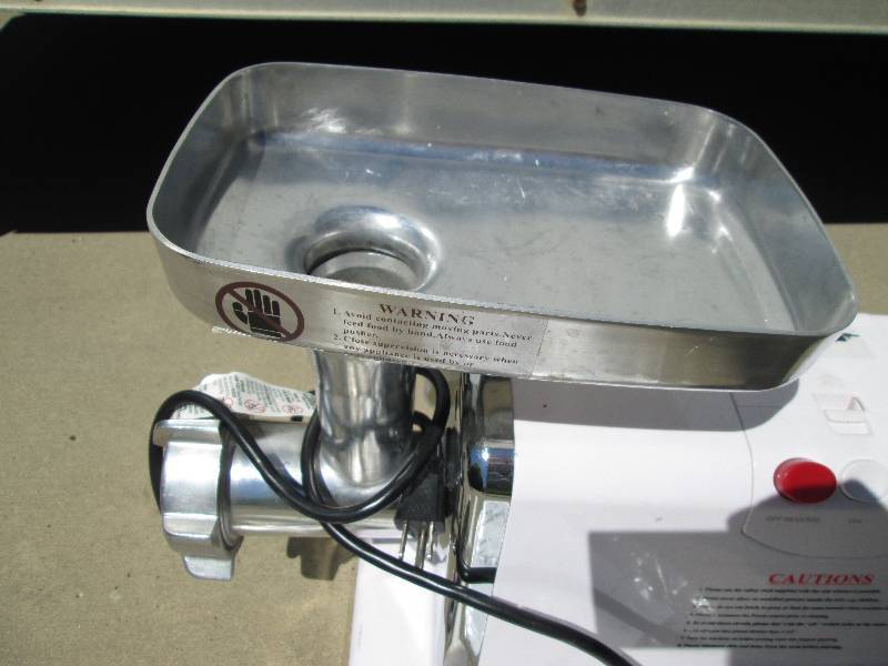 lot 37 image: Gander Mountain Professional Meat G...