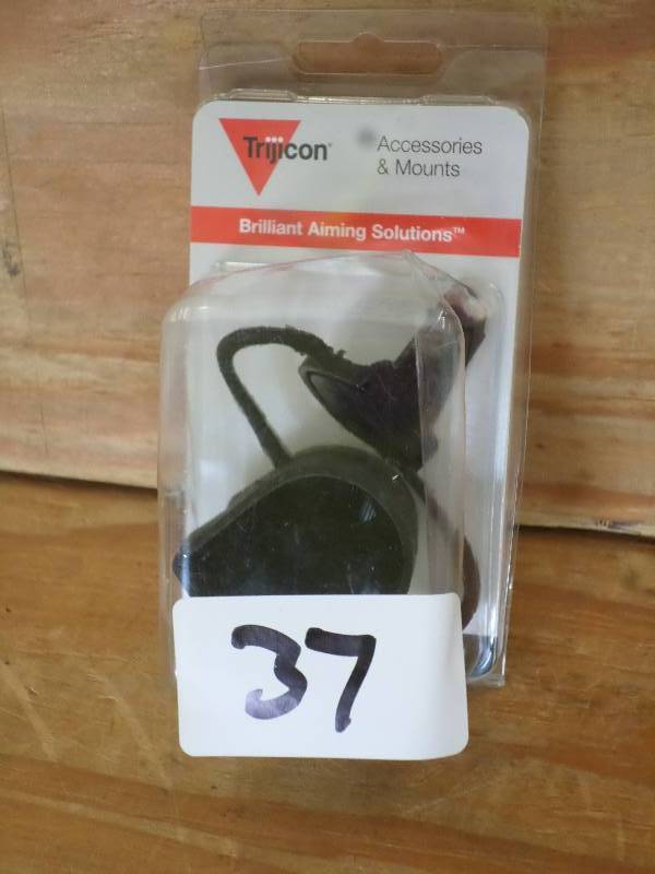 lot 37 image: New Trijicon RX21 Reflex Dust Cover...