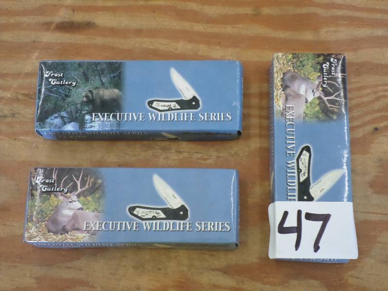 lot 47 image: (3) New Frost Cutlery Folding Knive...