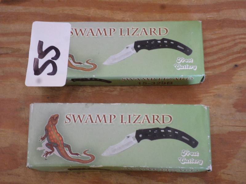 lot 55 image: (2) New Frost Cutlery Folding Knive...