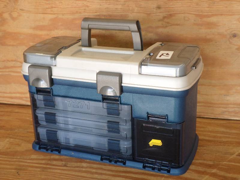 lot 72 image: Plano 7271 Multi-Compartment Tackle...
